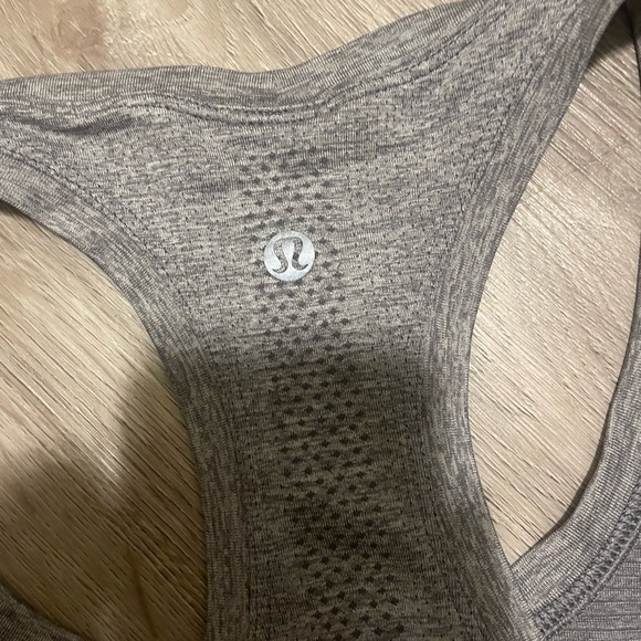 Lululemon Swiftly Tech Racerback Tank 2.0, Race Length - Picture 3 of 3